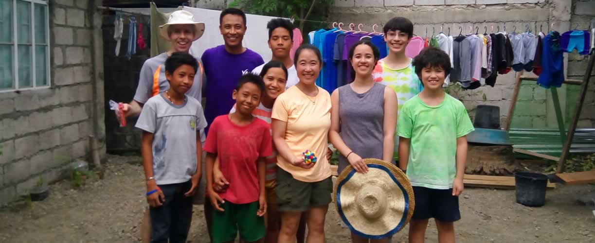 Volunteer Vacations Philippines with Globe Aware
