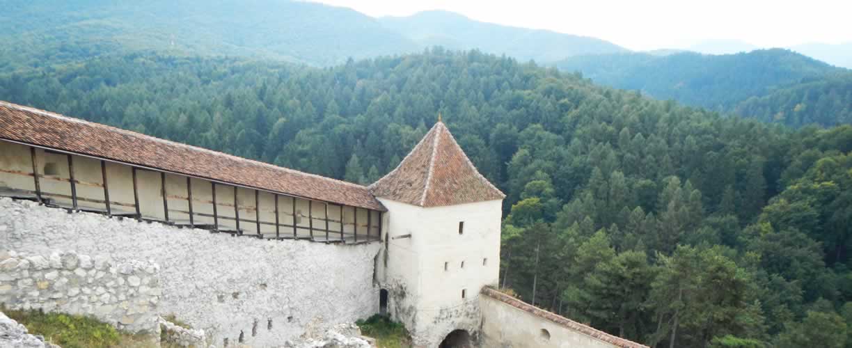 Volunteer Vacations in Romania with Globe Aware